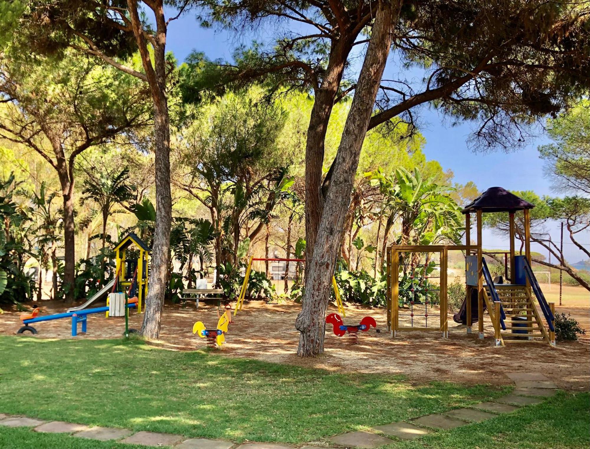 Camping Cala D'Ostia Pula Εξωτερικό φωτογραφία